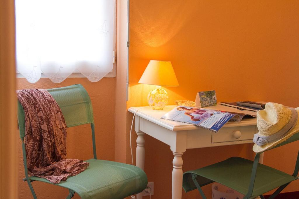 Hotel Les Hirondelles Les Sables-dʼOlonne Pokój zdjęcie