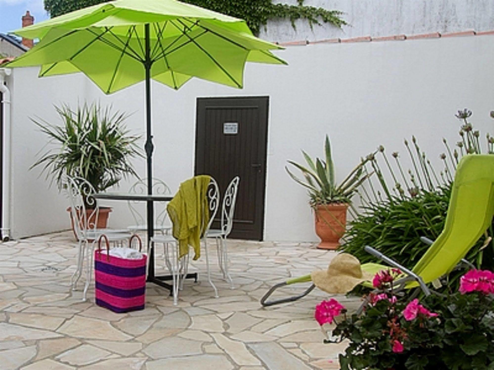 Hotel Les Hirondelles Les Sables-dʼOlonne Zewnętrze zdjęcie